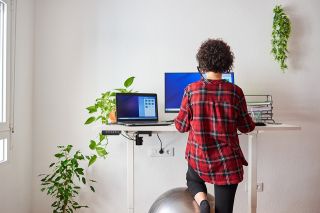 Foto: Frau und Computer
